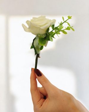 Clara Buttonhole